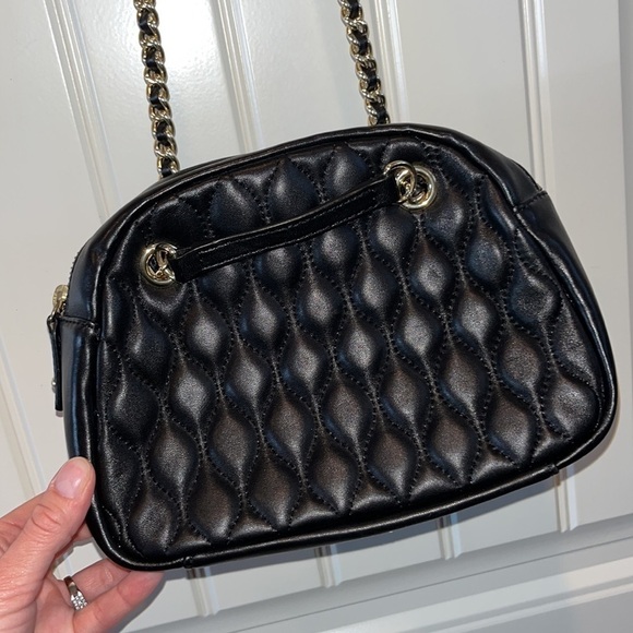 Talbots Classic classic black quilted leather adjustable chain strap purse - Picture 15 of 15